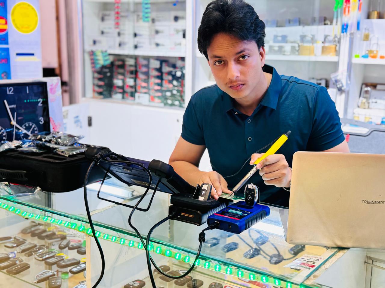 Key Cutting Service Dubai